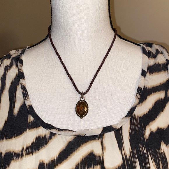 necklace - Picture 1 of 8
